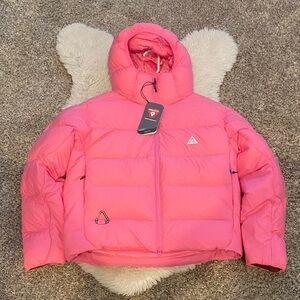 Nike ACG Lunar Lake PrimaLoft® Therma-FIT ADV Jacket Women’s Small Pink NWT